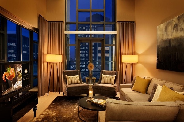 Hotel Le Soleil Vancouver