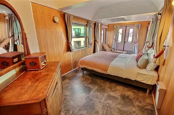 Train Hostel Brussels