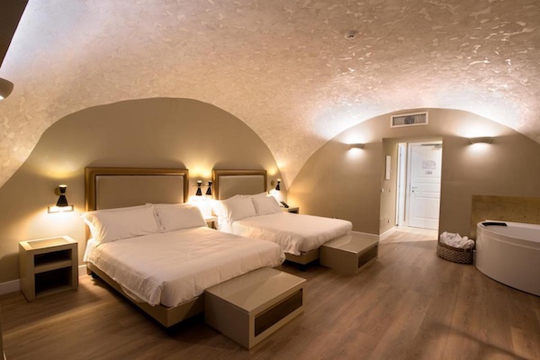 Caruso Place Boutique Naples