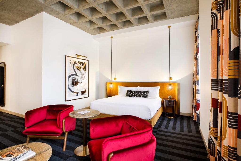 Hotel Indy, Indianapolis