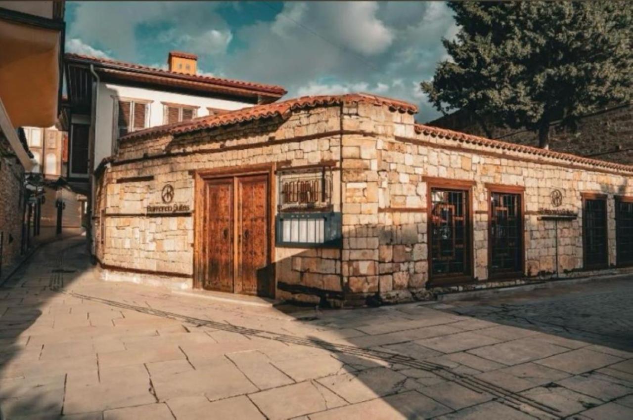 Belmondo Suites Old Town Antalya in Antalya